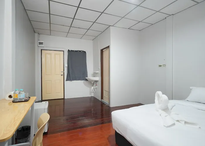 At Pranakorn - แอด พระนคร ตรอกข้าวสาร Apartament *